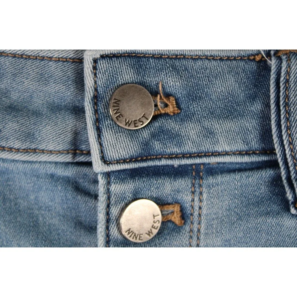Nine West Women Mid Rise Denim Shorts Light Wash Exposed Button Fly Stretch 4